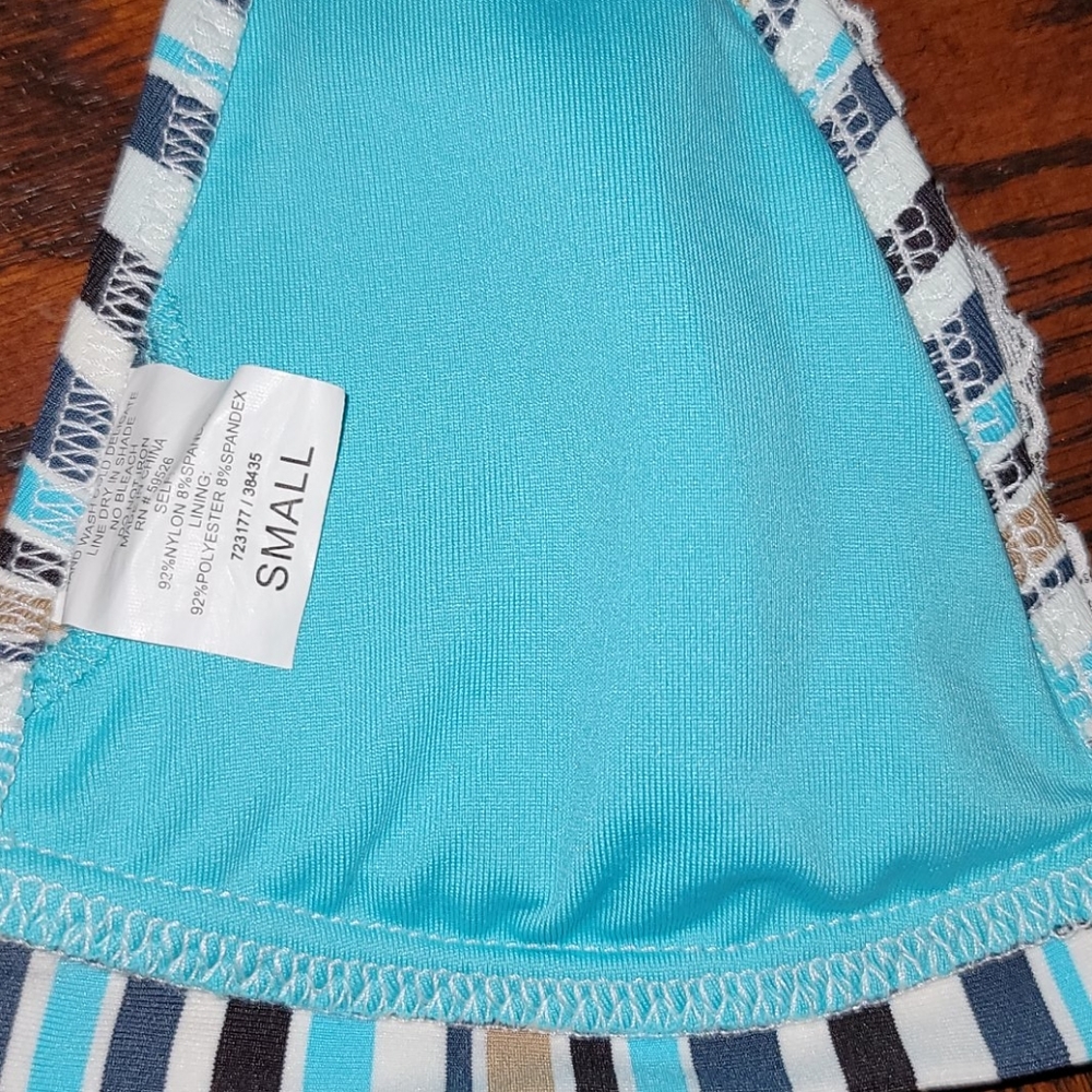 BECCA Bikini Set - Picture 5 of 7